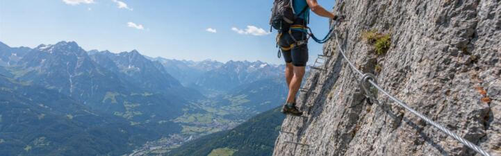 Klettersteig am Burgfelsen in Ladis
